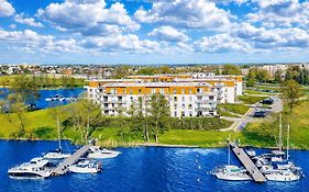 Marina Relax - widok na jezioro, parking podziemny, winda, Netflix, TV55